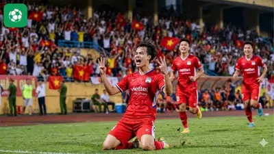 Đình Bắc lập kỷ lục V-League với cú hat-trick đầu tiên trong sự nghiệp